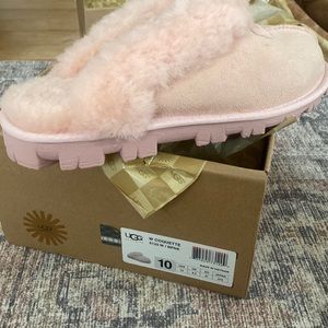 Ugg slipper